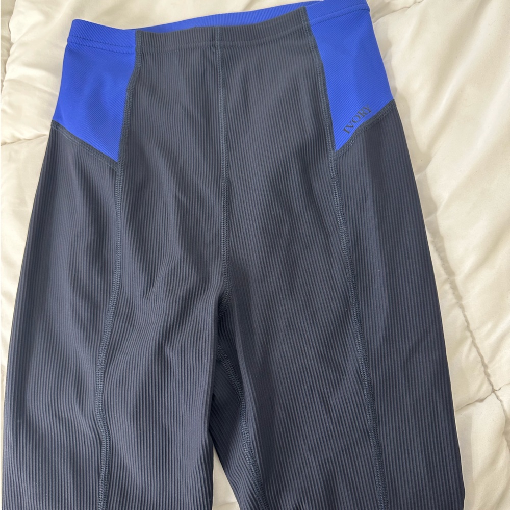 Ivory active leggings